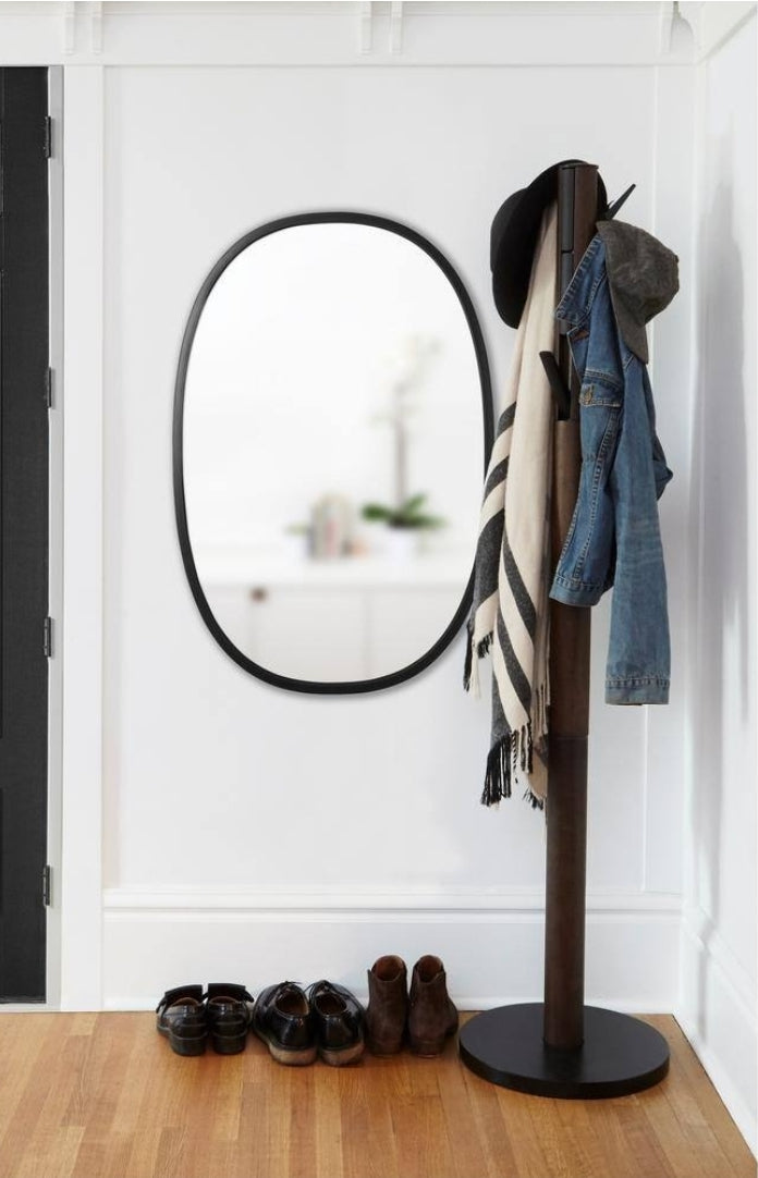 Umbra Hub 24 in. H x 36 in. W Oval Black Modern Mirror